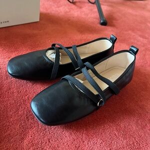 New in box leather ballet flats